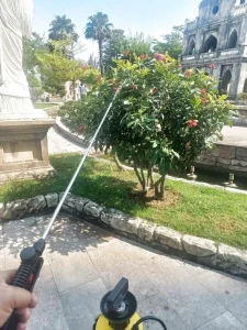Kiểm soát dịch hại cảnh quan